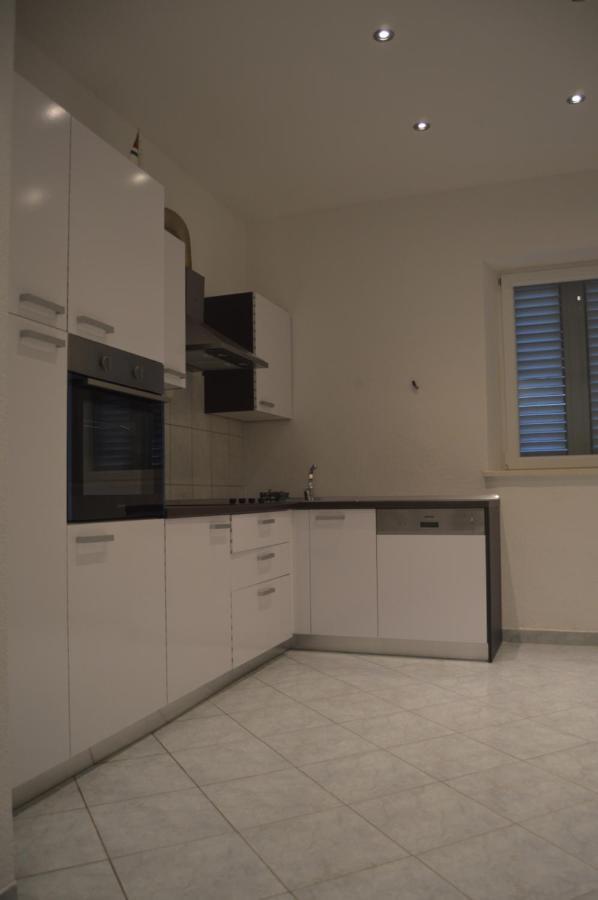 Lipa Mare Apartment Solin Exterior photo