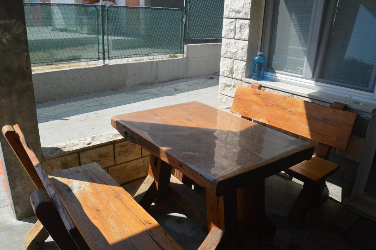 Lipa Mare Apartment Solin Exterior photo